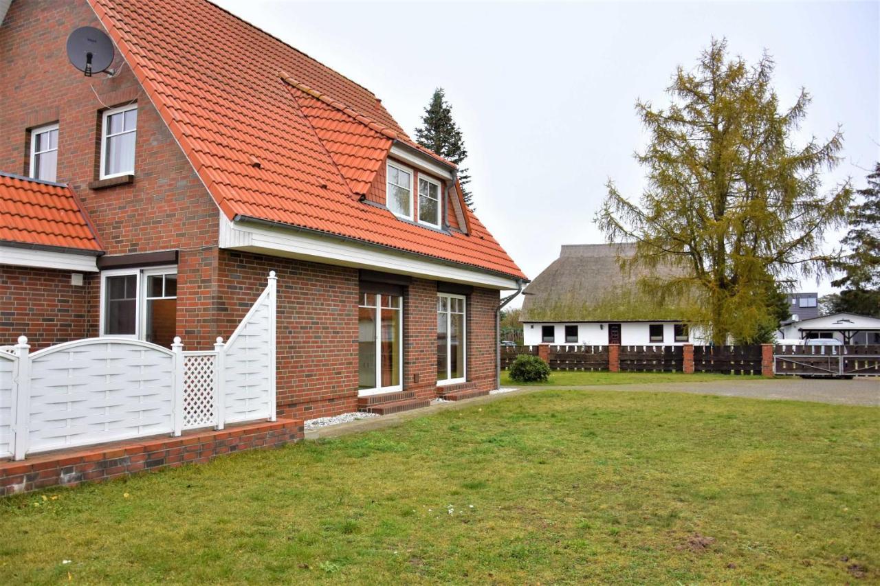 Ferienhaus Bannemin Apartment Exterior photo